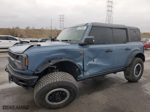 2024 Ford Bronco Badlands with VIN 1FMEE9BP7RLA42517, listed as a Copart auction lot 46794045 with 19,865 mi miles and Salvage Title. Bid and sale history available at carsss.com. Image 1.