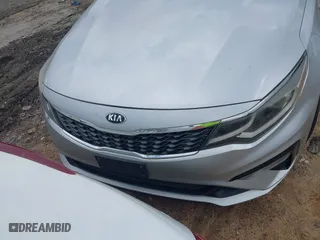 2019 Kia Optima S with VIN 5XXGT4L38KG282523, listed as a IAAI auction lot 41929453 with 261,095 mi miles. Bid and sale history available at carsss.com. Image 13.