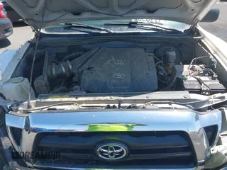 2008 Toyota Tacoma with VIN 5TEUU42N58Z522656, listed as a IAAI auction lot 42151670 with Not Provided miles and . Bid and sale history available at carsss.com. Image 10.