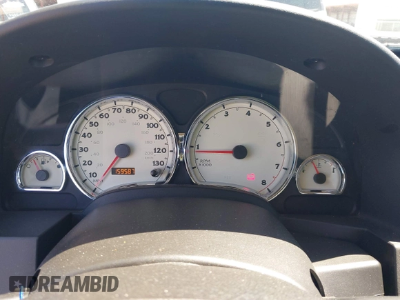 2007 Saturn VUE V6 z VIN 5GZCZ53447S833571, wystawiony jako IAAI lot #42140126 z przebiegiem 159 587 mil mil oraz . Historia ofert i sprzedaży dostępna na DreamBid. Obrazek 7.
