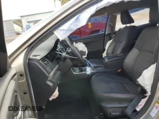 2017 Toyota Camry XLE with VIN 4T1BF1FK7HU762182, listed as a Copart auction lot 70343974 with 165,634 mi miles and Salvage Title. Bid and sale history available at carsss.com. Image 7.