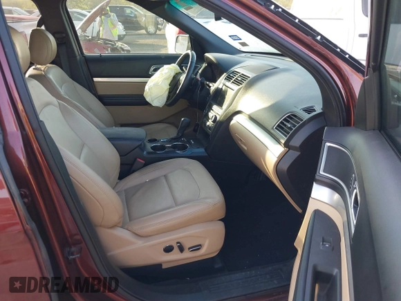 2016 Ford Explorer XLT with VIN 1FM5K7DH8GGD12394, listed as a IAAI auction lot 41789359 with 116,485 mi miles and . Bid and sale history available at carsss.com. Image 5.