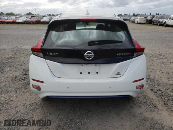 2022 Nissan LEAF S Plus z VIN 1N4BZ1BV9NC561645, wystawiony jako Copart lot #50939635 z przebiegiem 118 525 mil mil oraz Szkoda całkowita • Salvage title. Historia ofert i sprzedaży dostępna na DreamBid. Obrazek 6.