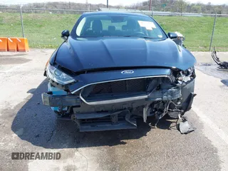 2020 Ford Fusion SE with VIN 3FA6P0HDXLR231155, listed as a IAAI auction lot 41925162 with 51,588 mi miles. Bid and sale history available at carsss.com. Image 6.