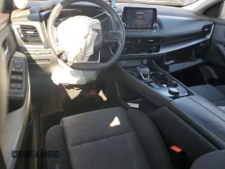 2021 Nissan Rogue SV z VIN JN8AT3BB1MW209850, wystawiony jako Copart lot #54086795 z przebiegiem 46 092 mil mil oraz Szkoda całkowita • Salvage title. Historia ofert i sprzedaży dostępna na DreamBid. Obrazek 8.