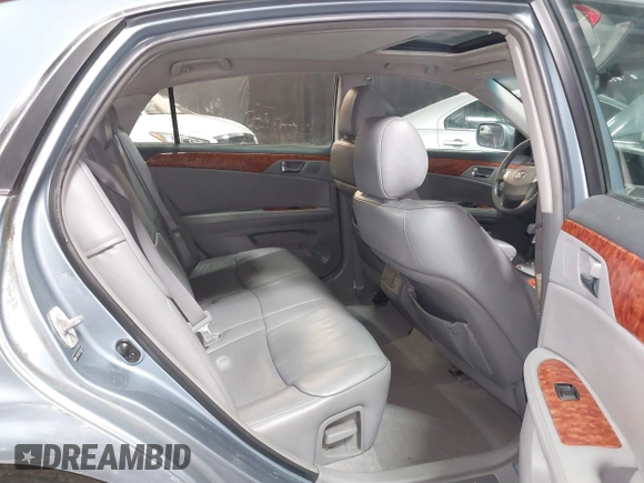 2007 Toyota Avalon XL z VIN 4T1BK36B17U189303, wystawiony jako IAAI lot #41614917 z przebiegiem 238 114 mil mil oraz . Historia ofert i sprzedaży dostępna na DreamBid. Obrazek 8.