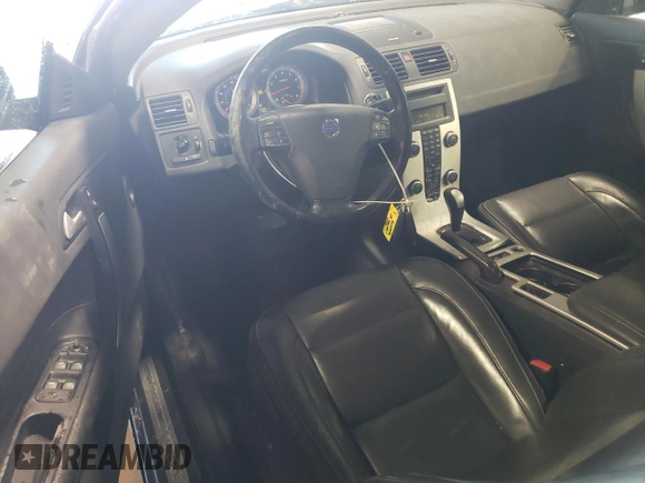 2013 Volvo C70 T5 with VIN YV1672MC6DJ138187, listed as a Copart auction lot 45564525 with 168,861 mi miles and Salvage Title. Bid and sale history available at carsss.com. Image 8.