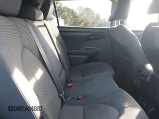 2023 Toyota Highlander L z VIN 5TDKDRAH6PS505375, wystawiony jako IAAI lot #41662089 z przebiegiem 9 700 mil mil oraz . Historia ofert i sprzedaży dostępna na DreamBid. Obrazek 8.