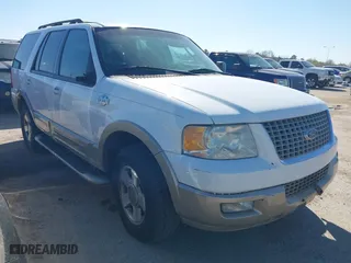 2005 Ford Expedition Eddie Bauer with VIN 1FMFU17555LA95680, listed as a IAAI auction lot 41756673 with 273,036 mi miles. Bid and sale history available at carsss.com. Image 1.