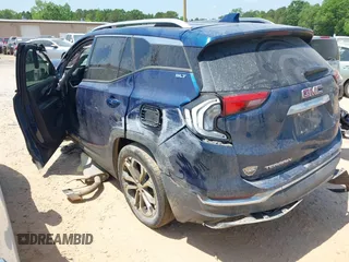 2019 GMC Terrain SLT z VIN 3GKALPEXXKL384695, wystawiony jako IAAI lot #42147681 z przebiegiem 86 060 mil mil oraz . Historia ofert i sprzedaży dostępna na DreamBid. Obrazek 3.