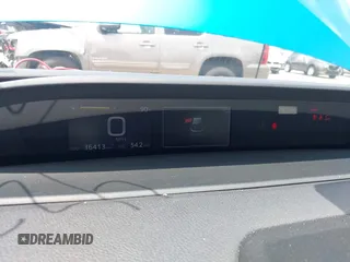 2022 Toyota Prius L Eco z VIN JTDKAMFU1N3181851, wystawiony jako IAAI lot #42378503 z przebiegiem 36 413 mil mil oraz . Historia ofert i sprzedaży dostępna na DreamBid. Obrazek 7.