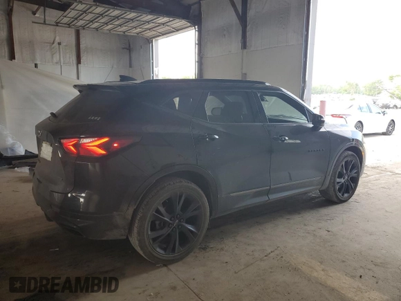2021 Chevrolet Blazer RS with VIN 3GNKBKRS5MS568706, listed as a Copart auction lot 58782545 with 131,464 mi miles and Salvage title. Bid and sale history available at DreamBid. Image 3.