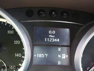 2011 Mercedes-Benz GL-Class GL 450 with VIN 4JGBF7BE6BA635581, listed as a IAAI auction lot 40401205 with 112,344 mi miles. Bid and sale history available at carsss.com. Image 7.