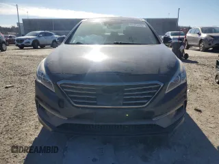 2015 Hyundai Sonata Sport z VIN 5NPE34AB0FH133454, wystawiony jako Copart lot #42343465 z przebiegiem 141 927 mil mil oraz Czysty tytuł • Clean title. Historia ofert i sprzedaży dostępna na DreamBid. Obrazek 5.