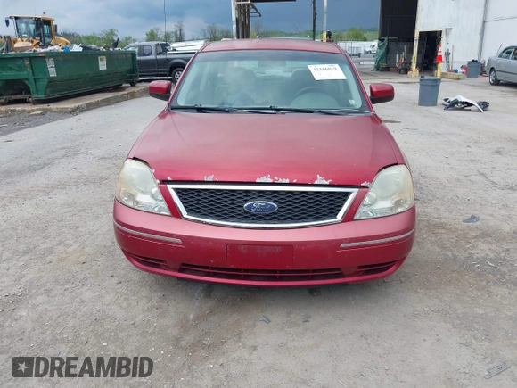2006 Ford Five Hundred SE with VIN 1FAFP23116G108011, listed as a IAAI auction lot 42186079 with 183,471 mi miles. Bid and sale history available at carsss.com. Image 6.