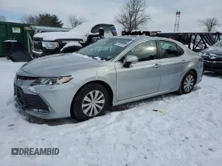 2022 Toyota Camry Hybrid LE with VIN 4T1H31AK9NU577850, listed as a Copart auction lot 41453375 with 109,844 mi miles and Salvage Title. Bid and sale history available at carsss.com. Image 1.