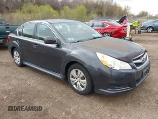 2011 Subaru Legacy 2.5i z VIN 4S3BMCA61B3239799, wystawiony jako IAAI lot #42099808 z przebiegiem 166 678 mil mil oraz . Historia ofert i sprzedaży dostępna na DreamBid. Obrazek 1.