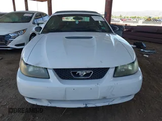 2001 Ford Mustang Deluxe с VIN 1FAFP44491F229968, выставлен на аукционе IAAI как лот 42304205 с пробегом 180 951 миль миль и . История ставок и продаж доступна на DreamBid. Изображение 13.