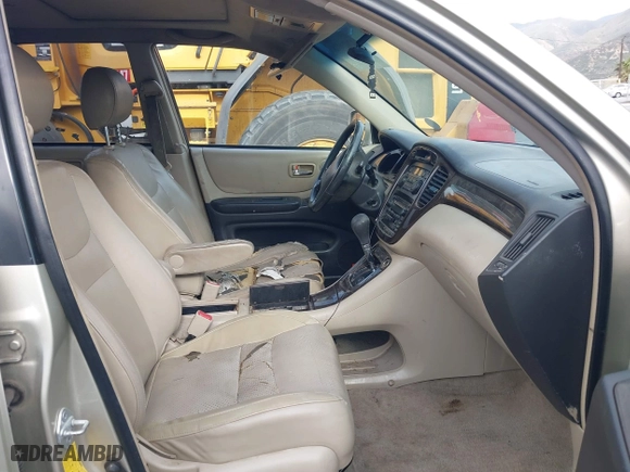 2003 Toyota Highlander with VIN JTEHF21A530149413, listed as a IAAI auction lot 42029078 with 451,021 mi miles. Bid and sale history available at carsss.com. Image 5.