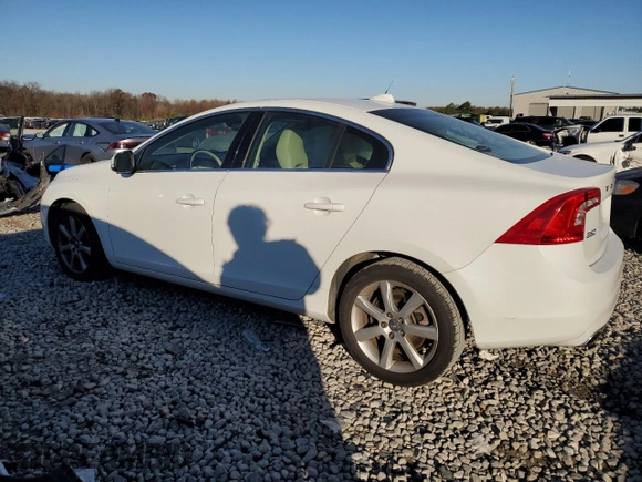 2016 Volvo S60 T5 Premier with VIN YV1612TK6G2395942, listed as a Copart auction lot 80284553 with 60,619 mi miles. Bid and sale history available at carsss.com. Image 2.