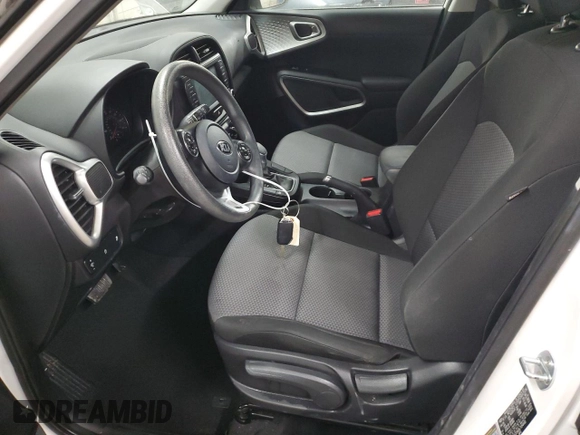 2020 Kia Soul S with VIN KNDJ23AU6L7054495, listed as a Copart auction lot 49627645 with 21,865 mi miles and Salvage Title. Bid and sale history available at carsss.com. Image 7.