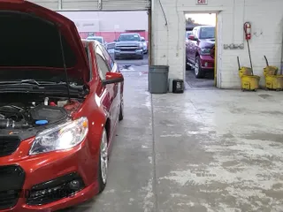 2015 Chevrolet SS z VIN 6G3F25RW3FL104047, wystawiony jako Copart lot #90953635 z przebiegiem 68 892 mil mil oraz Czysty tytuł • Clean title. Historia ofert i sprzedaży dostępna na DreamBid. Obrazek 11.