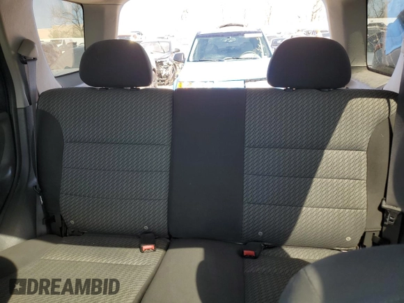 2004 Ford Escape XLT с VIN 1FMYU03174KB25014, выставлен на аукционе Copart как лот 47286444 с пробегом 238 293 миль миль и Списание • Salvage title. История ставок и продаж доступна на DreamBid. Изображение 10.