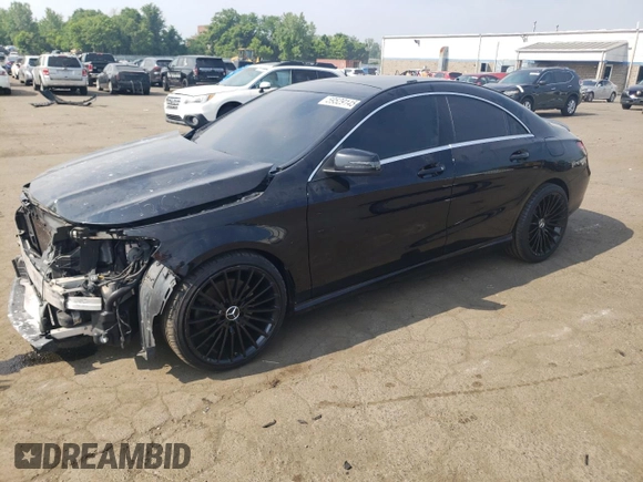 2014 Mercedes-Benz CLA 250 z VIN WDDSJ4GB4EN135521, wystawiony jako Copart lot #59529145 z przebiegiem 221 517 mil mil oraz Szkoda całkowita • Salvage title. Historia ofert i sprzedaży dostępna na DreamBid. Obrazek 1.