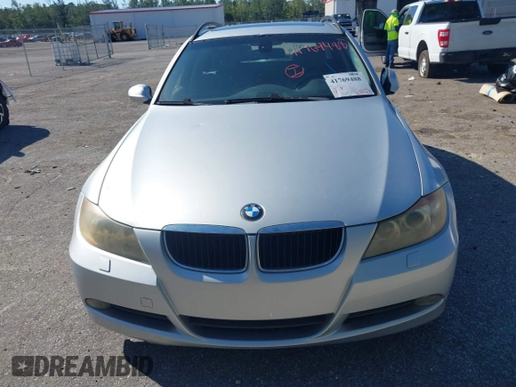 2007 BMW 3 Series 328i with VIN WBAVS13547FX16529, listed as a IAAI auction lot 41769488 with 88,993 mi miles. Bid and sale history available at carsss.com. Image 6.