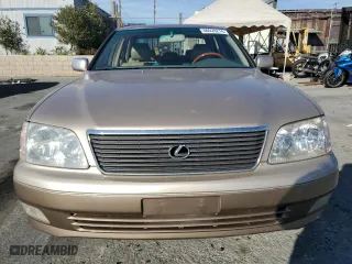 1998 Lexus LS 400 Luxury Sdn with VIN JT8BH28F8W0129682, listed as a Copart auction lot 86020214 with 132,732 mi miles and Salvage Title. Bid and sale history available at carsss.com. Image 5.