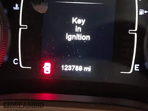 2016 Jeep Cherokee Latitude with VIN 1C4PJMCS2GW218917, listed as a IAAI auction lot 41825426 with 123,789 mi miles and . Bid and sale history available at DreamBid. Image 16.