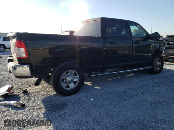 2021 Ram 2500 Tradesman with VIN 3C6UR5CLXMG694652, listed as a Copart auction lot 45122945 with 62,635 mi miles and Salvage Title. Bid and sale history available at carsss.com. Image 3.