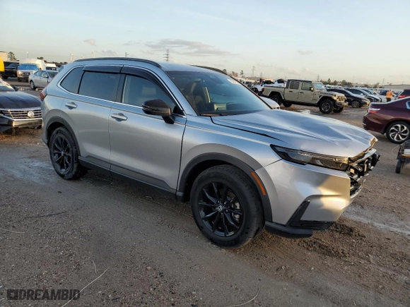 2024 Honda CR-V Hybrid Sport-L with VIN 7FARS5H86RE034021, listed as a Copart auction lot 84840424 with 2,130 mi miles and Salvage Title. Bid and sale history available at carsss.com. Image 4.