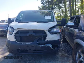 2021 Ford Transit Cargo с VIN 1FTBR1Y88MKA76509, выставлен на аукционе IAAI как лот 42005100 с пробегом 34 029 миль миль и . История ставок и продаж доступна на DreamBid. Изображение 12.