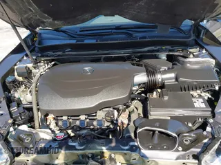 2020 Acura TLX w/Technology Pkg with VIN 19UUB3F4XLA000269, listed as a IAAI auction lot 42151103 with 60,533 mi miles. Bid and sale history available at carsss.com. Image 10.