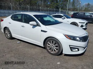 2015 Kia Optima LX with VIN 5XXGM4A70FG470686, listed as a IAAI auction lot 41828763 with 133,547 mi miles. Bid and sale history available at carsss.com. Image 1.