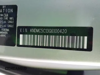 2016 Kia Sedona EX with VIN KNDMC5C13G6100420, listed as a IAAI auction lot 41785604 with 142,677 mi miles. Bid and sale history available at carsss.com. Image 9.