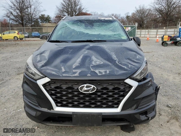 2020 Hyundai Tucson Value with VIN KM8J3CA49LU077909, listed as a Copart auction lot 82132744 with 150,002 mi miles and Salvage Title. Bid and sale history available at carsss.com. Image 5.