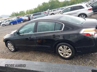 2012 Nissan Altima S z VIN 1N4AL2AP5CC112885, wystawiony jako IAAI lot #42176031 z przebiegiem Nie podano mil oraz . Historia ofert i sprzedaży dostępna na DreamBid. Obrazek 13.