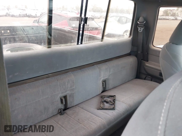 1995 Ford F-150 with VIN 1FTEX14N3SKC22102, listed as a IAAI auction lot 42384147 with 227,870 mi miles and . Bid and sale history available at DreamBid. Image 8.