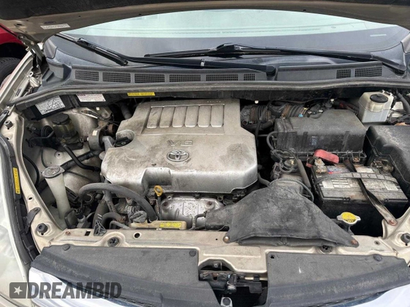 2008 Toyota Sienna XLE with VIN 5TDBK22C28S019910, listed as a Copart auction lot 47494665 with 217,246 mi miles and Clean Title. Bid and sale history available at carsss.com. Image 7.