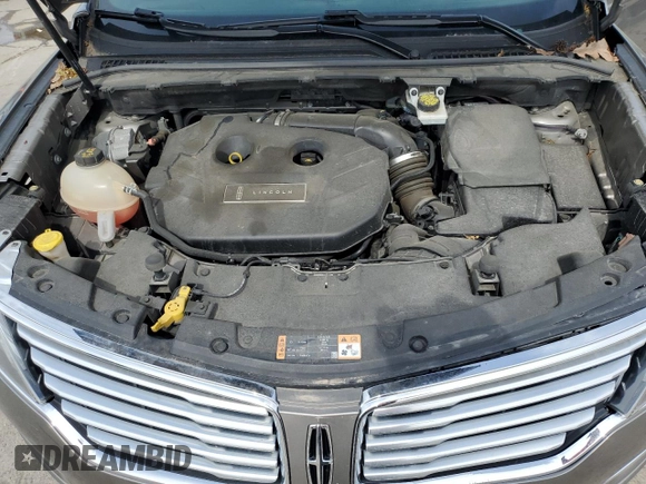 2017 Lincoln MKC Premiere with VIN 5LMCJ1C99HUL44983, listed as a Copart auction lot 54382835 with Not Provided miles and Clean Title. Bid and sale history available at DreamBid. Image 12.