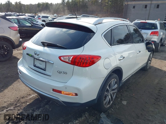 2017 Infiniti QX50 with VIN JN1BJ0RP3HM383705, listed as a IAAI auction lot 41794778 with 68,739 mi miles. Bid and sale history available at carsss.com. Image 4.