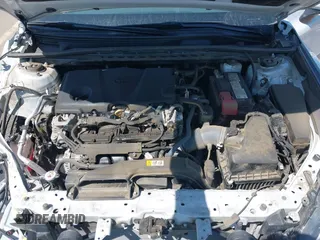 2024 Toyota Camry LE z VIN 4T1C11AK3RU214854, wystawiony jako IAAI lot #42143146 z przebiegiem 50 344 mil mil oraz . Historia ofert i sprzedaży dostępna na DreamBid. Obrazek 10.