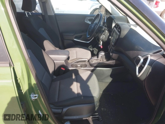 2020 Kia Soul LX with VIN KNDJ23AU2L7045440, listed as a IAAI auction lot 41649565 with 104,930 mi miles. Bid and sale history available at carsss.com. Image 5.