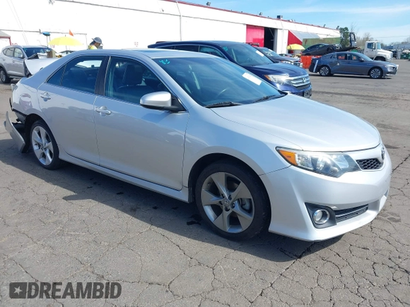 2014 Toyota Camry L with VIN 4T1BF1FK6EU853326, listed as a IAAI auction lot 41874392 with 134,532 mi miles. Bid and sale history available at carsss.com. Image 1.