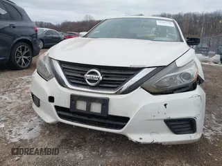 2016 Nissan Altima S with VIN 1N4AL3AP7GN357574, listed as a IAAI auction lot 41282646 with 166,605 mi miles and . Bid and sale history available at DreamBid. Image 6.