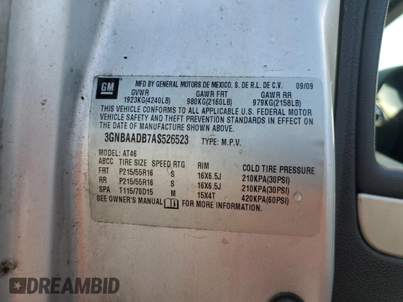 2010 Chevrolet HHR LS z VIN 3GNBAADB7AS526523, wystawiony jako Copart lot #55795115 z przebiegiem 165 927 mil mil oraz Szkoda całkowita • Salvage title. Historia ofert i sprzedaży dostępna na DreamBid. Obrazek 13.