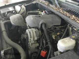 2005 Chevrolet Silverado 1500 LS с VIN 2GCEK13TX51238302, выставлен на аукционе IAAI как лот 43407936 с пробегом 257 995 миль миль и . История ставок и продаж доступна на DreamBid. Изображение 15.