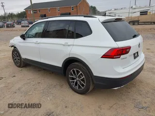 2021 Volkswagen Tiguan S с VIN 3VV1B7AX5MM086946, выставлен на аукционе IAAI как лот 41763747 с пробегом 41 713 миль миль и . История ставок и продаж доступна на DreamBid. Изображение 3.